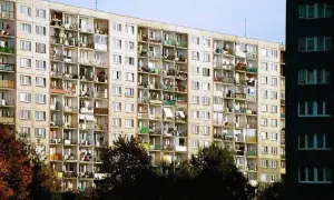 Z czego budowano bloki? Poznaj materiały i technologie z lat 60