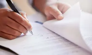 Przegląd techniczny budynku: umowa o dzieło czy zlecenie? Sprawdź różnice
