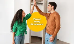 Para świętuje, dając sobie piątkę. Na żółtym tle napis: "Poznaj zalety OC najemcy!".